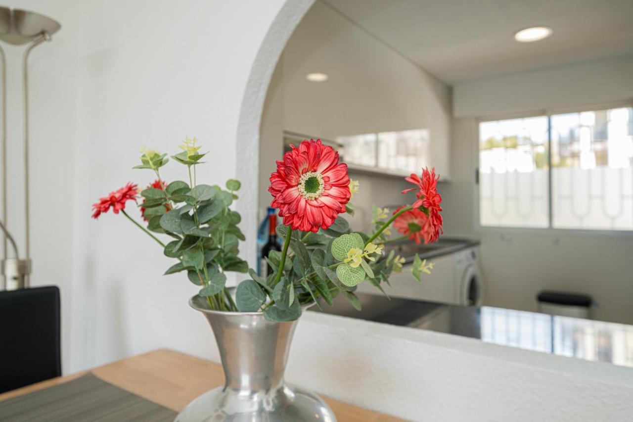 Apartment Sandra By The Sea El Campello Bagian luar foto