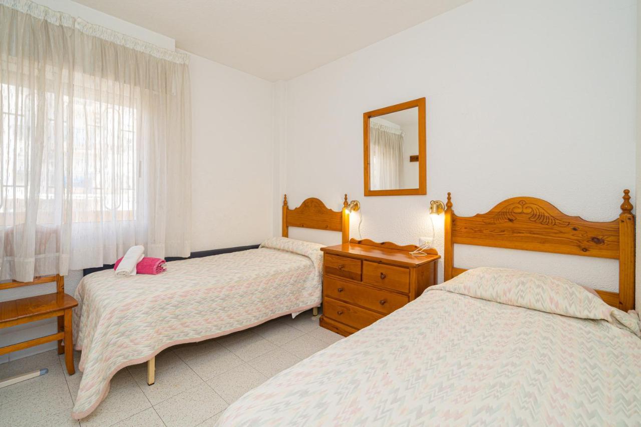 Apartment Sandra By The Sea El Campello Bagian luar foto